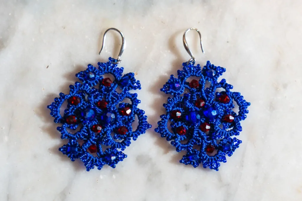 Pendientes joyería de autor Icónica Tarragona.webp