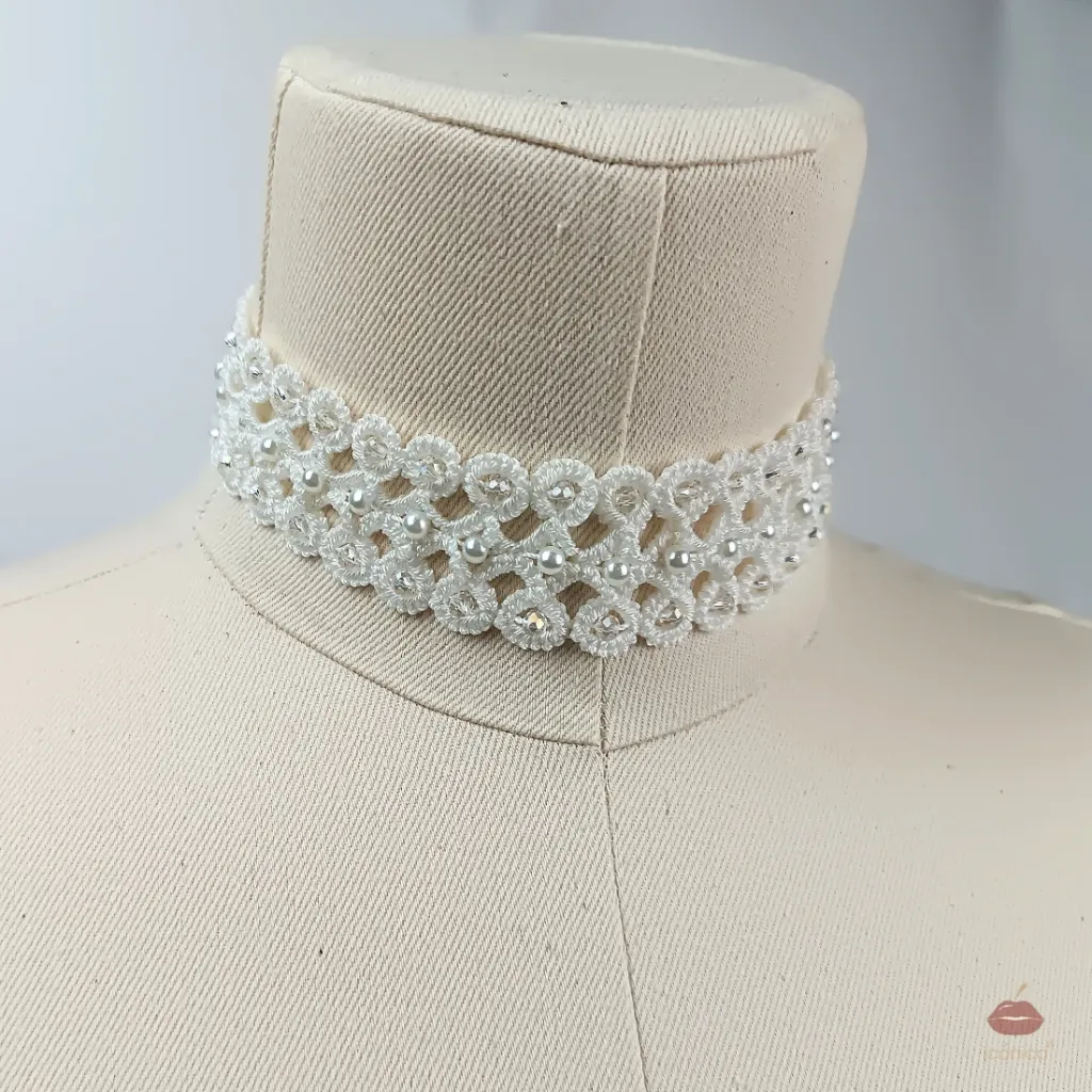 Gargantilla nupcial con perlas y cristal bojo chic online España.webp