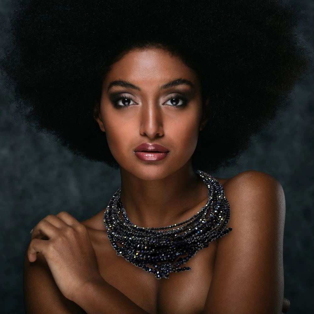 Collar Vanguard Icon - cristales gris oscuro metálico | Joyería artesanal española