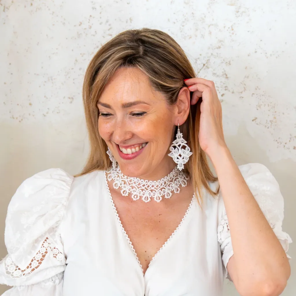 Pendientes novia boho chic | diseño ultraligero blanco y cristal.