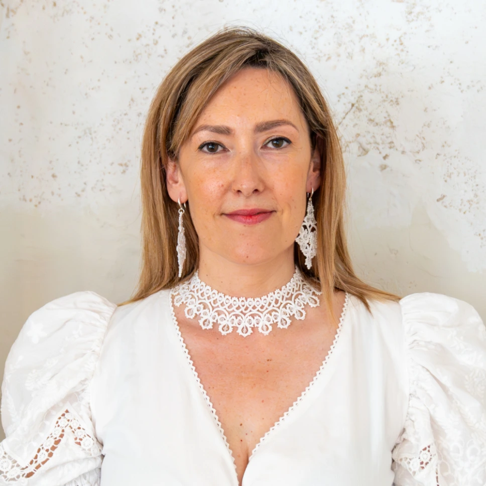 Gargantilla novia boho de encaje y perlas | diseño ultraligero